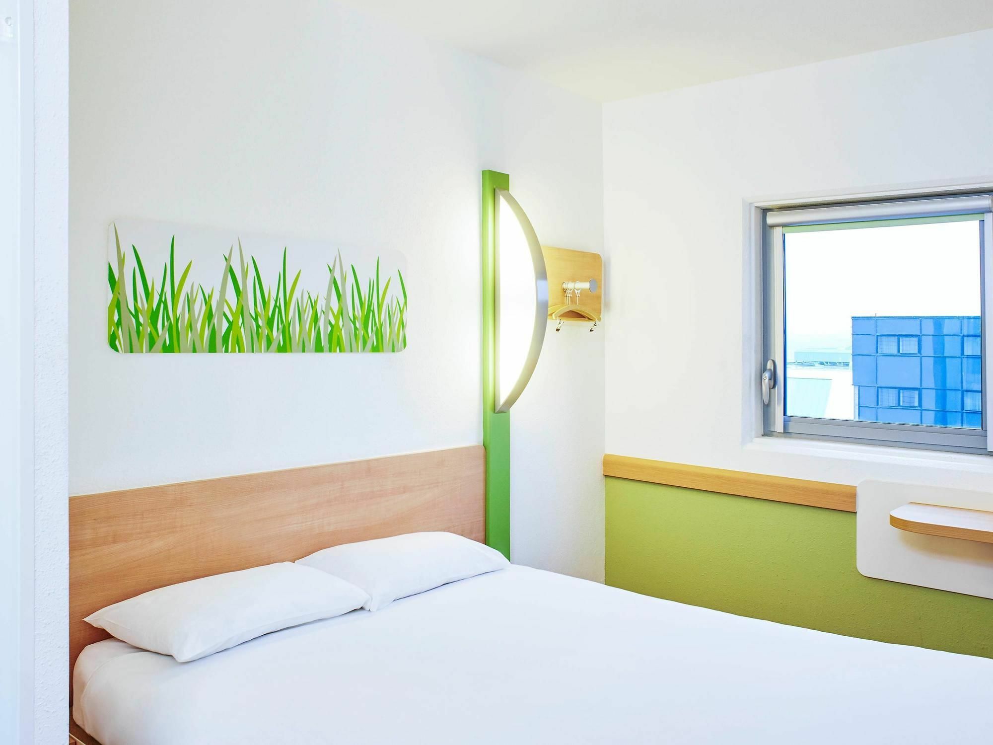 Ibis Budget Birmingham Airport Terminal Building - Nec Bickenhill Dış mekan fotoğraf